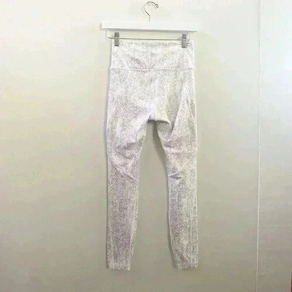 Athleta salutation stash snakeskin print leggings - Picture 6 of 6